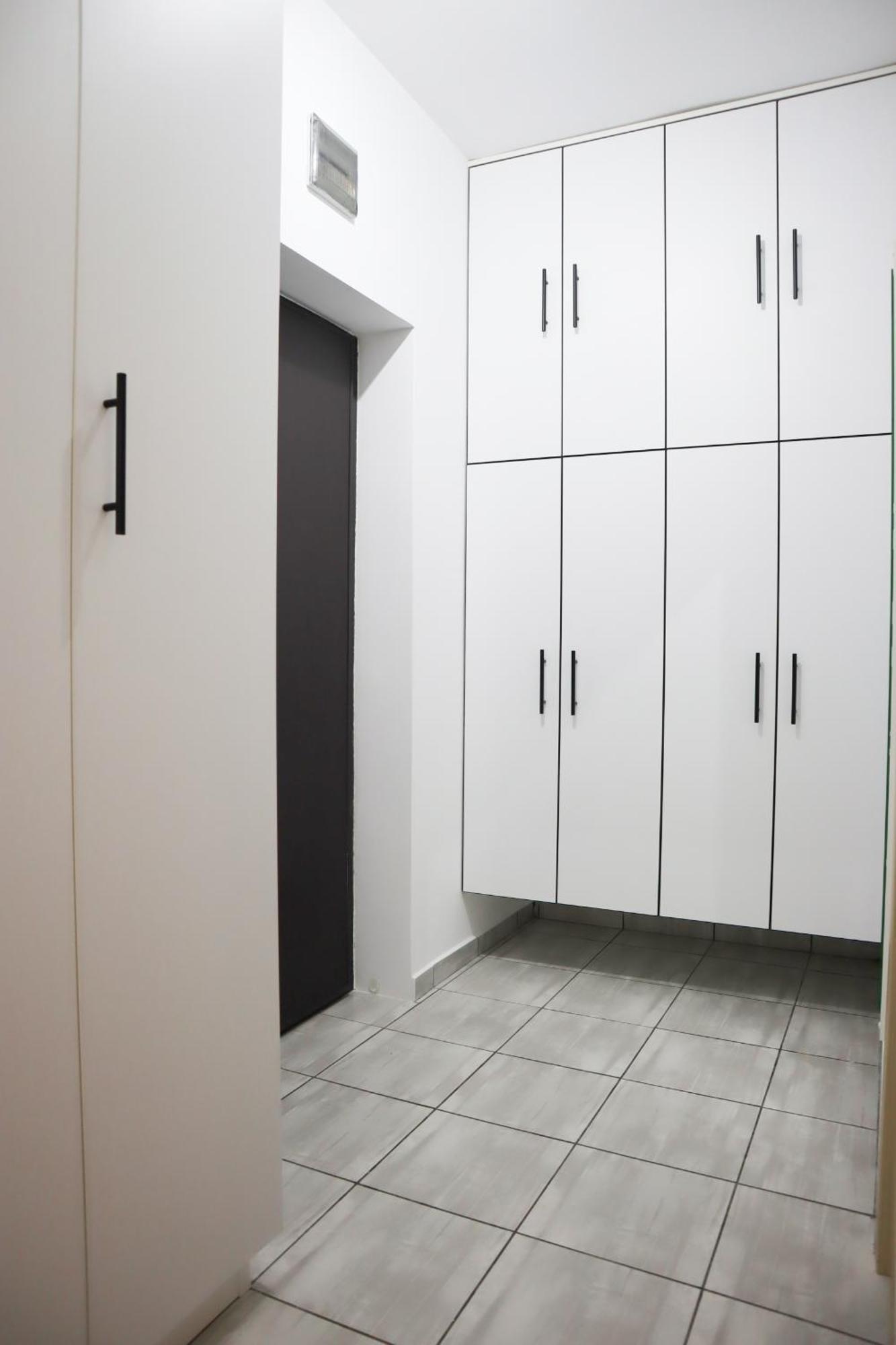 Brownix Apartment - Brown Residence Popesti-Leordeni 외부 사진